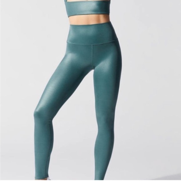 Alo Yoga High Waist Shine Airbrush Leggings Seagrass Size Extra Small - Picture 1 of 16